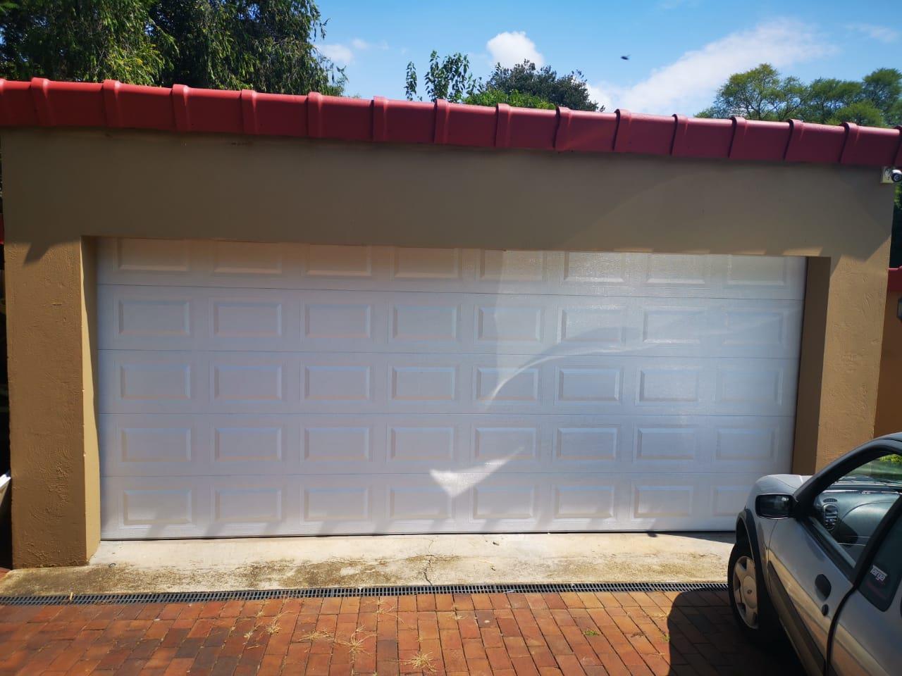 Minimalist Garage Door Suppliers Cape Town for Large Space